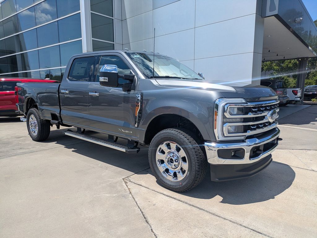 2026 Ford F-350 Super Duty LARIAT