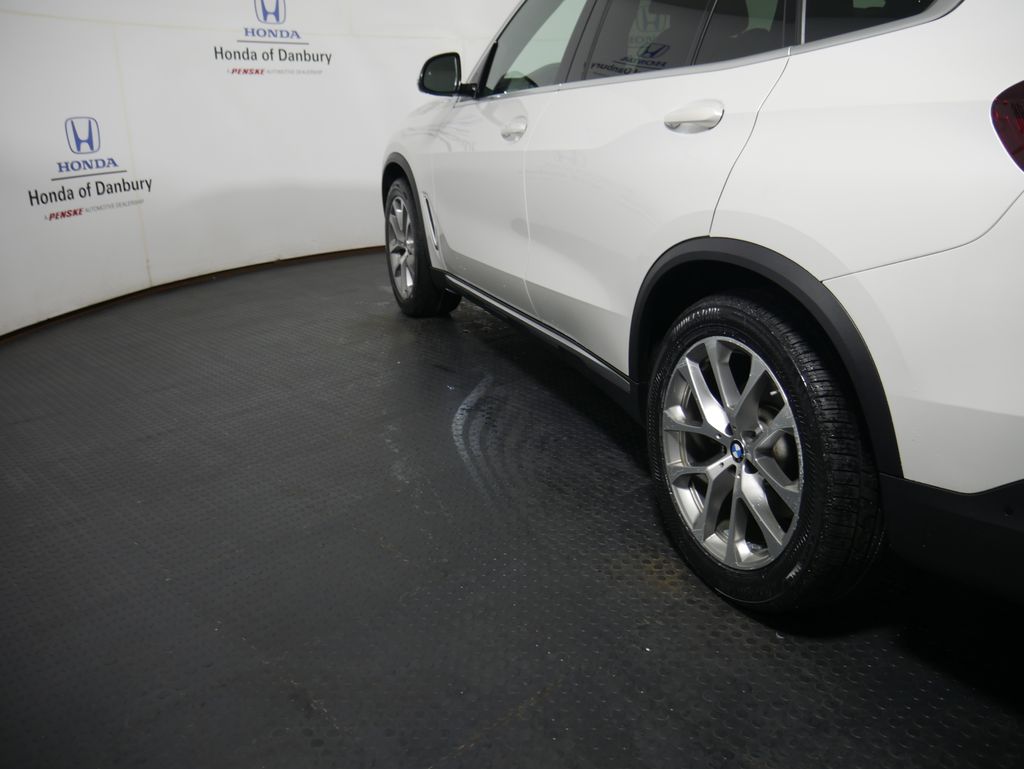 Thumbnail: 2020 BMW X5 - 12