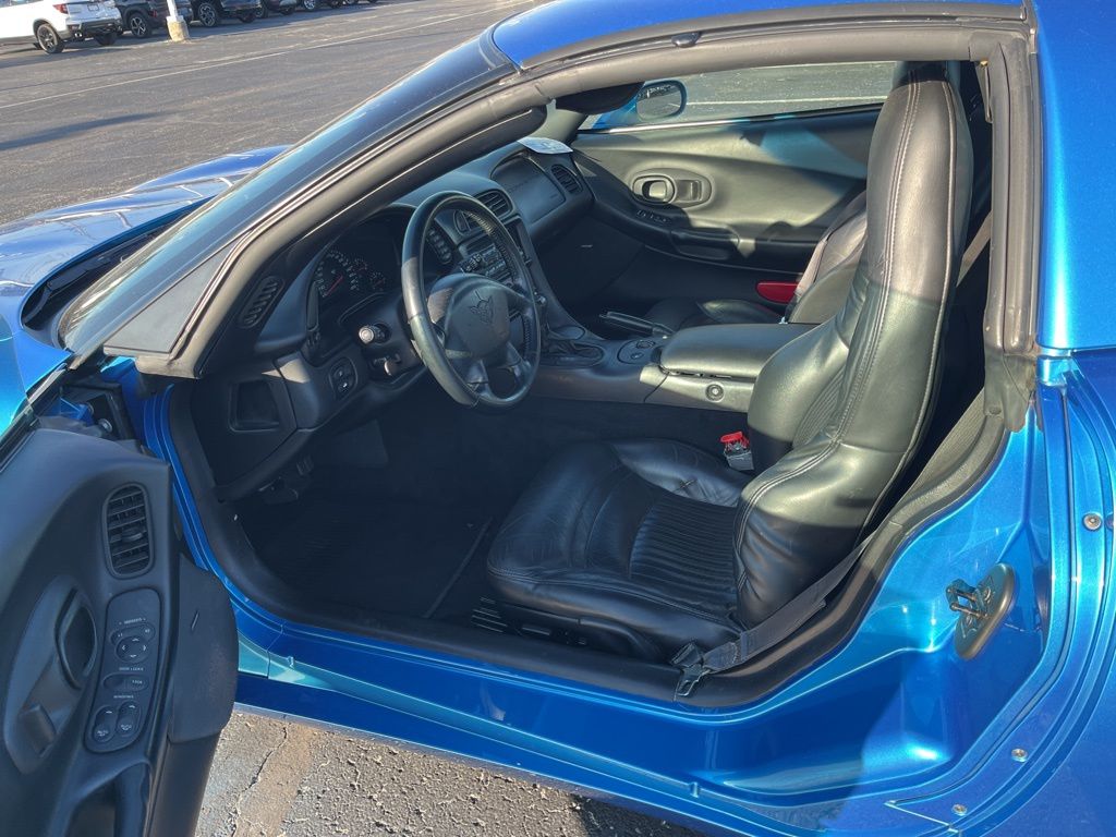 1998 Chevrolet Corvette Base photo 14