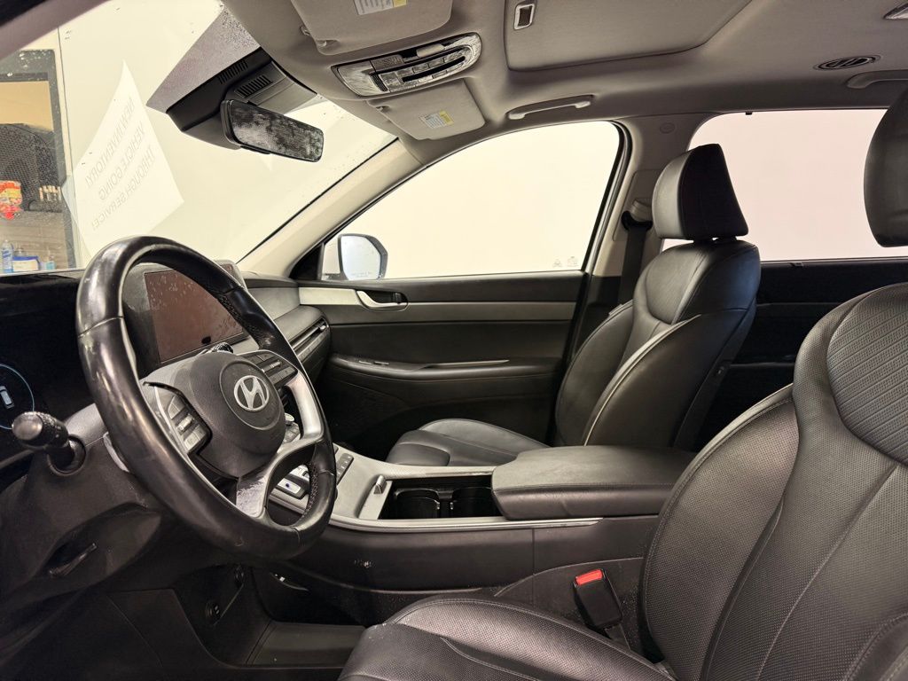Thumbnail: 2023 Hyundai Palisade - 10