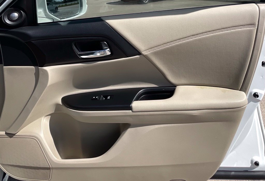 2013 Honda Accord EX-L White at Emmons Autoplex