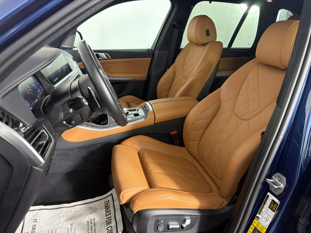 Thumbnail: 2023 BMW X5 - 24