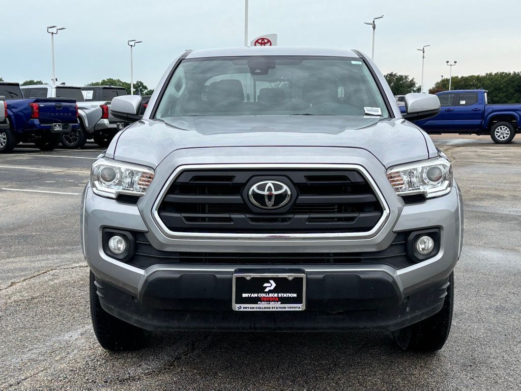 2019 Toyota Tacoma SR5 photo