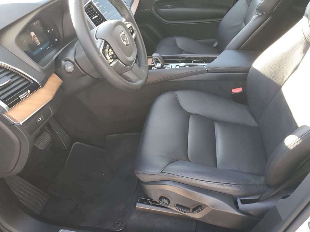 Used Car 2024 Volvo Xc90  B6 Plus Bright Theme 6-seater For Sale Under $40,000 In Austin, Texas