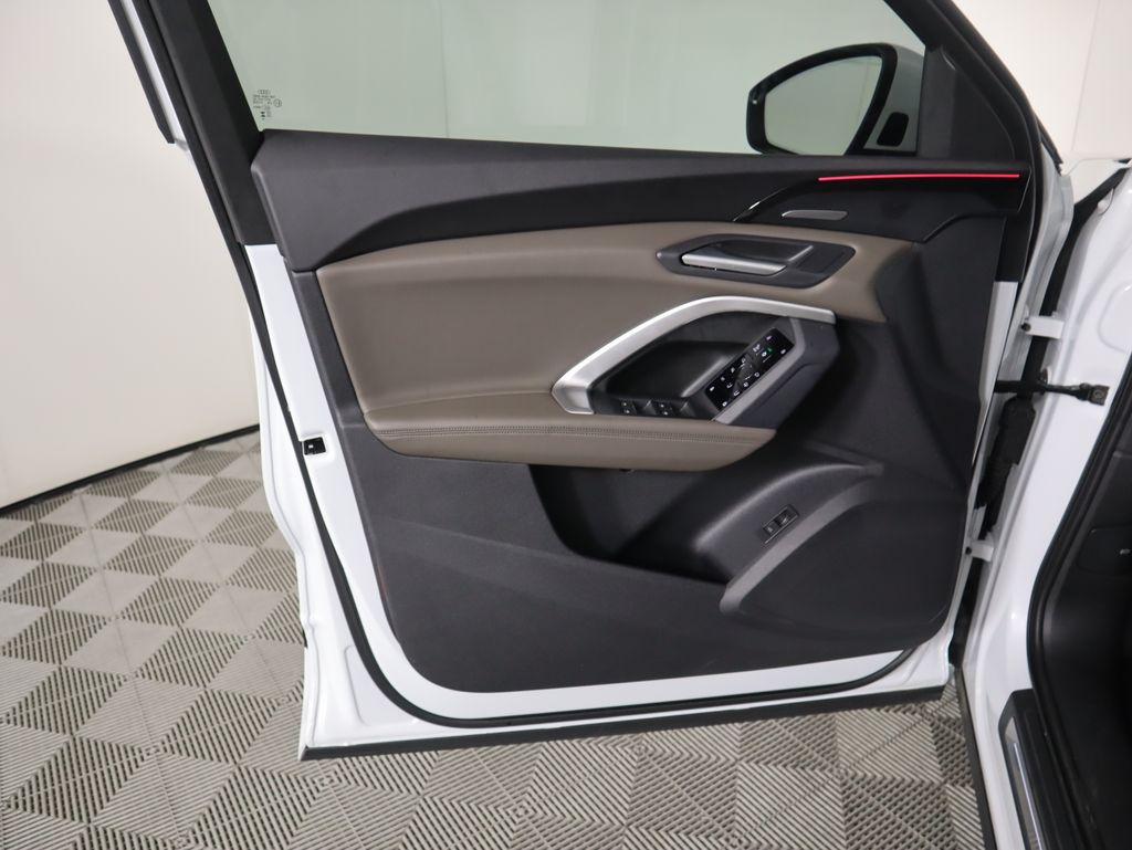 Thumbnail: 2025 Audi Q5 - 26