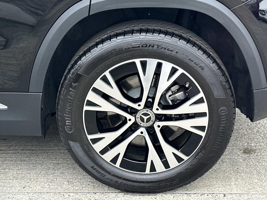 Thumbnail: 2025 Mercedes-Benz GLA - 13