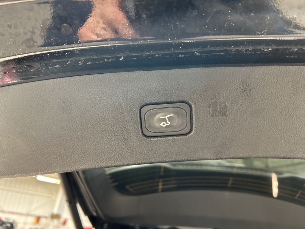 used 2024 Ford Edge car, priced at $26,527