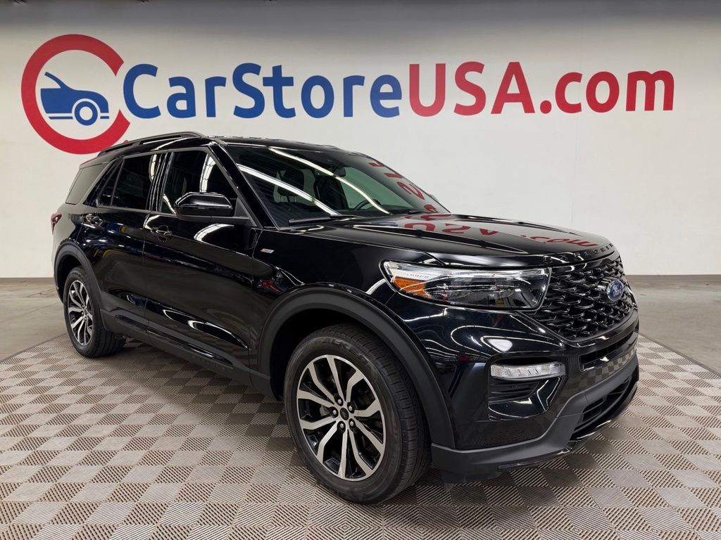  2024 Ford Explorer ST-Line AWD   