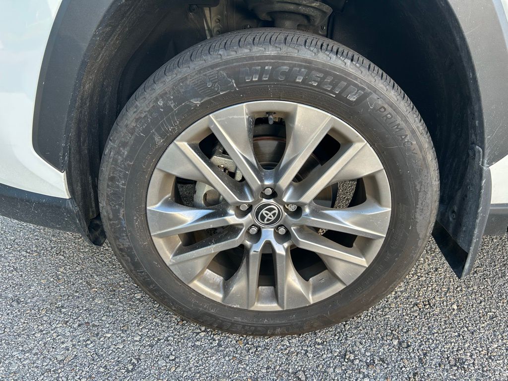2024 Toyota RAV4 Limited 9