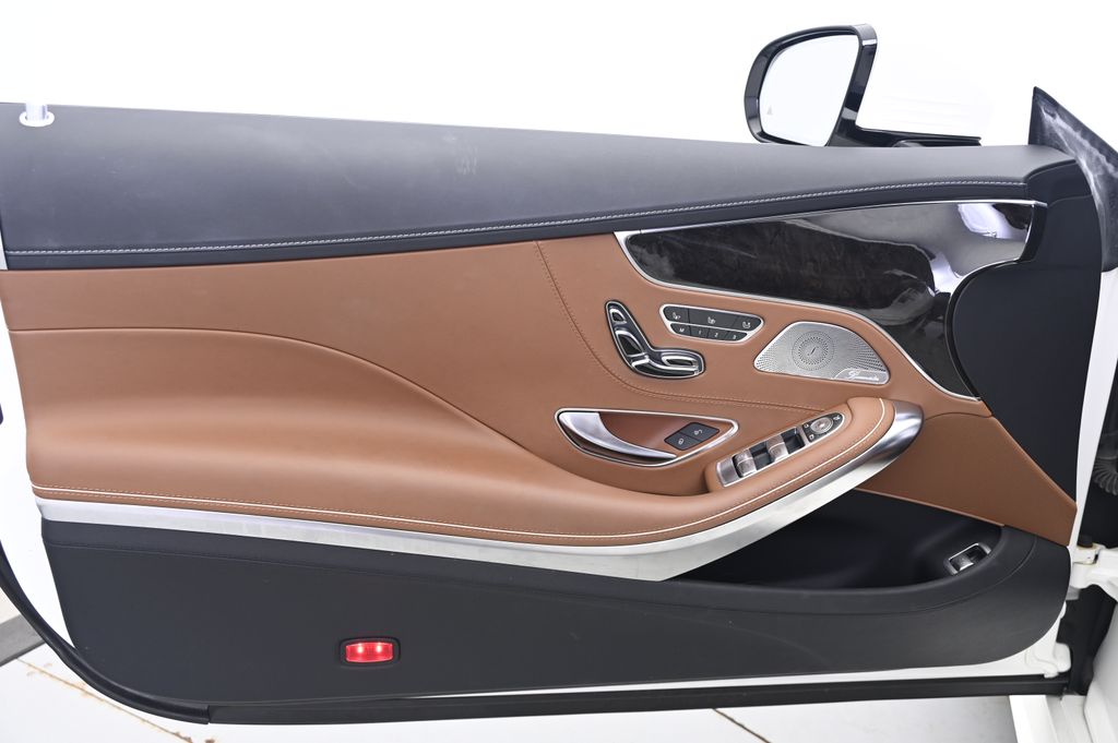 Thumbnail: 2016 Mercedes-Benz S-Class - 22