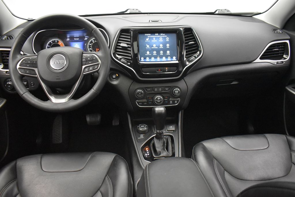 Thumbnail: 2022 Jeep Cherokee - 30