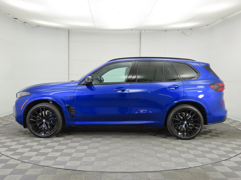 2025 BMW X5 M60i 8