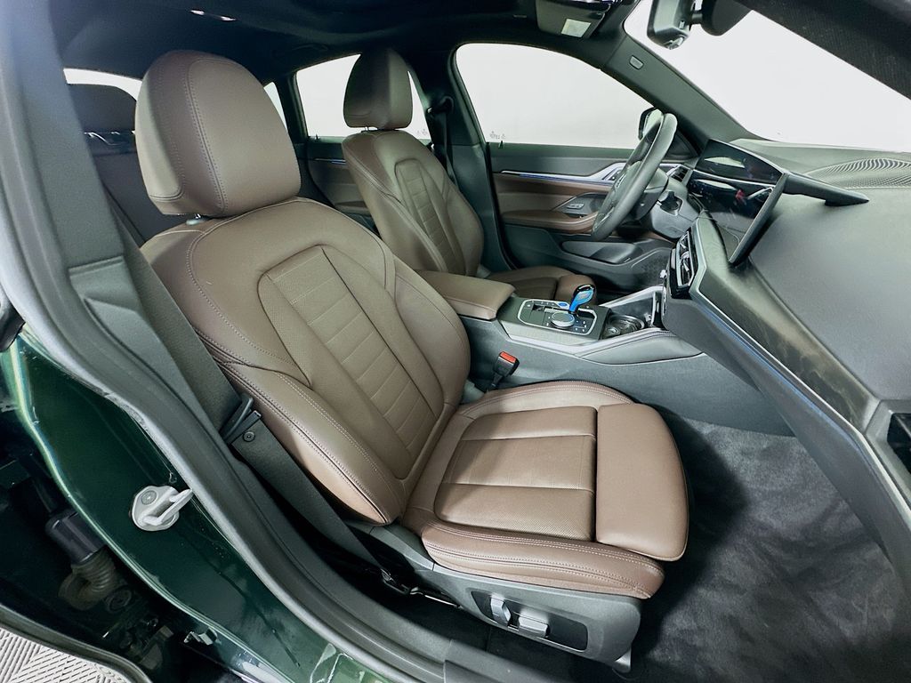 Thumbnail: 2023 BMW i4 - 29