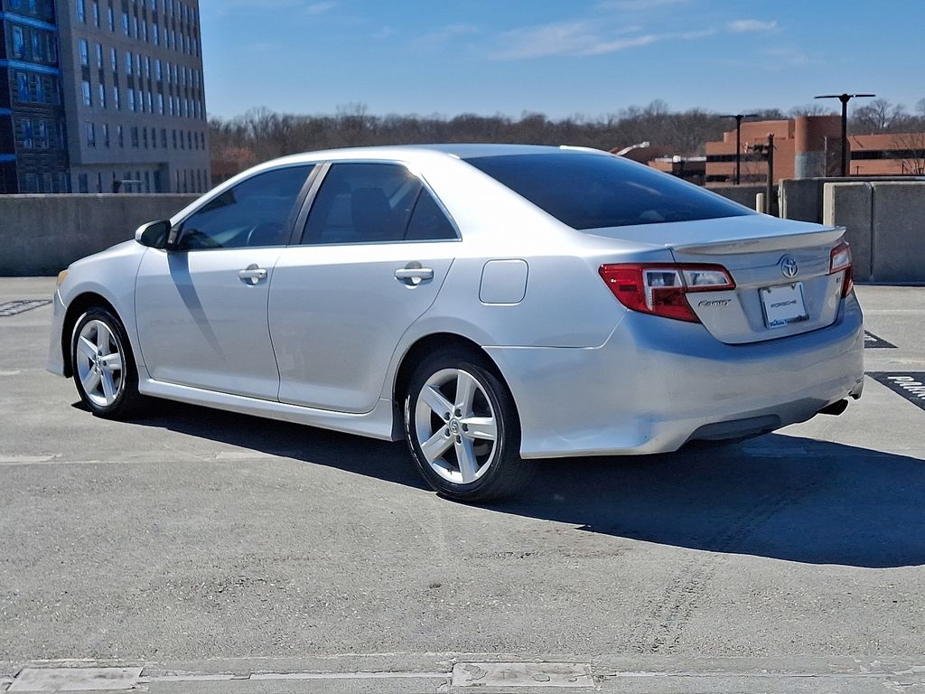 Thumbnail: 2013 Toyota Camry - 3