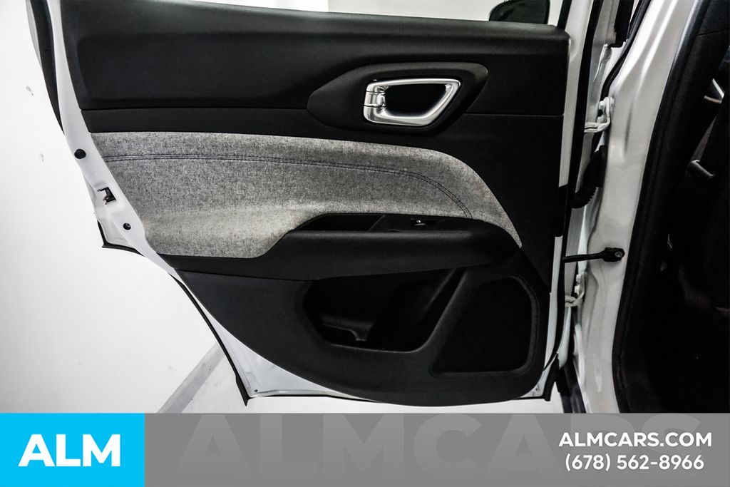 Used 2024 White Jeep Latitude image 50