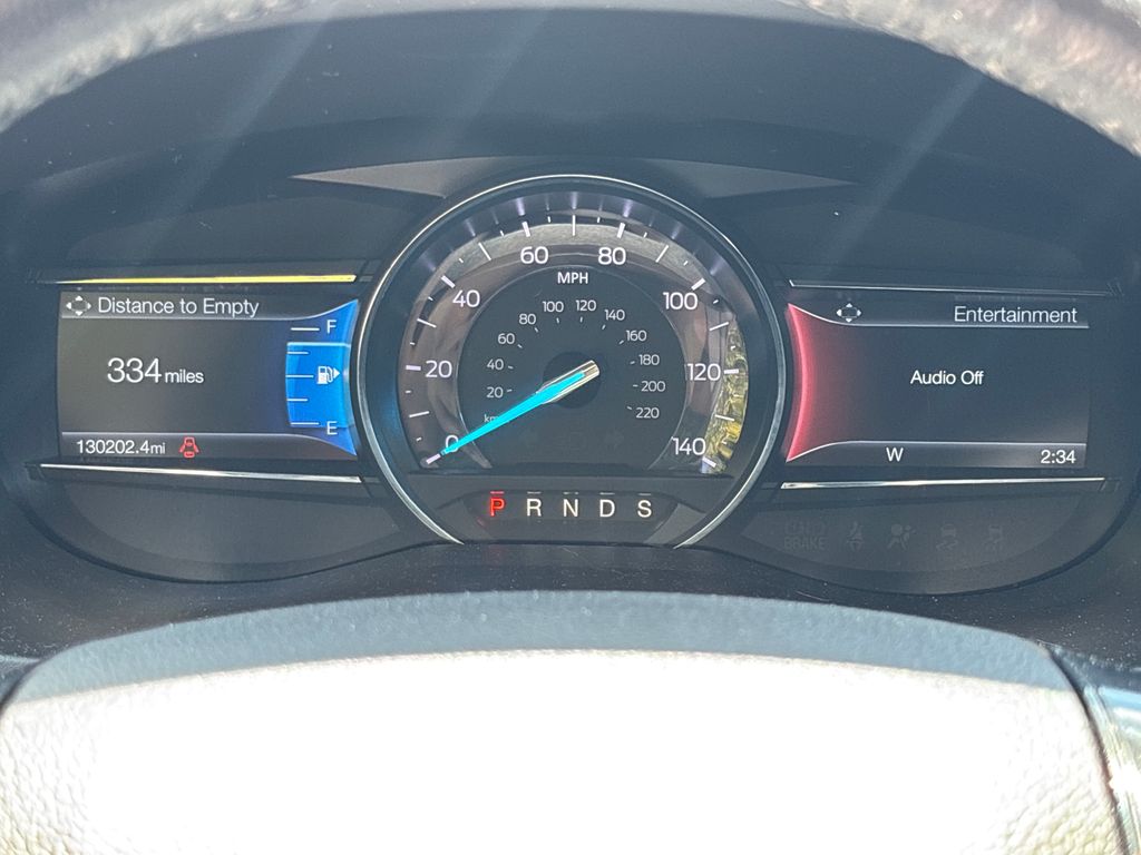 Used 2018 Silver Ford XLT image 22