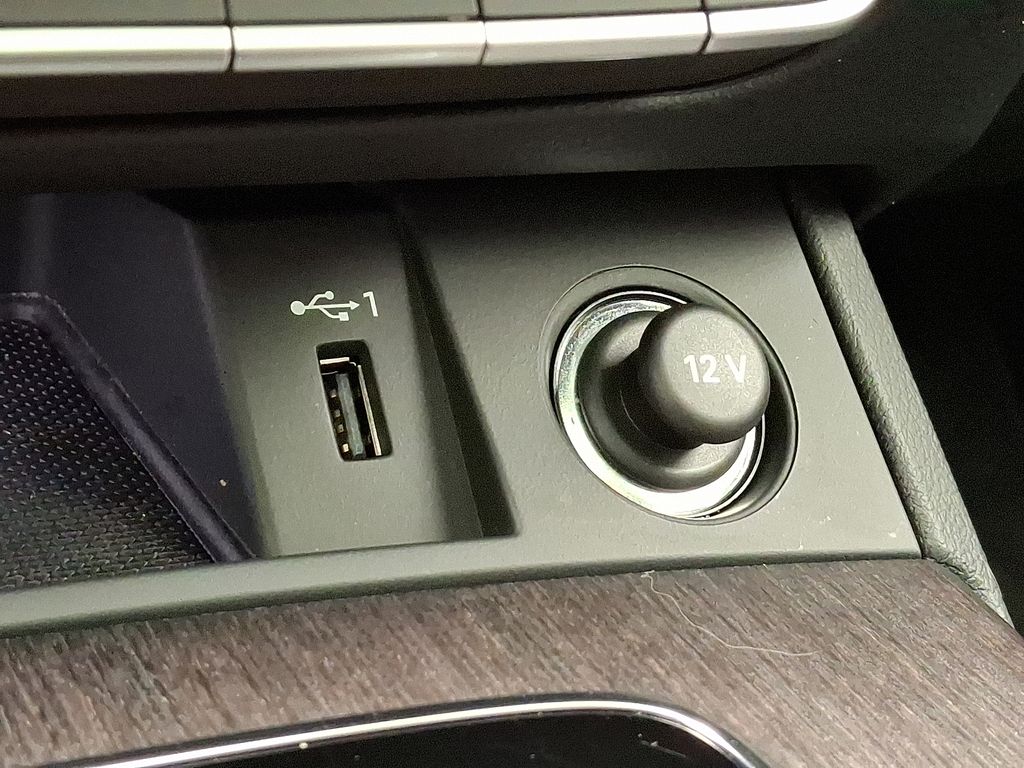 Thumbnail: 2022 Audi Q5 - 24