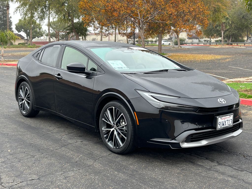 Thumbnail: 2025 Toyota Prius - 3