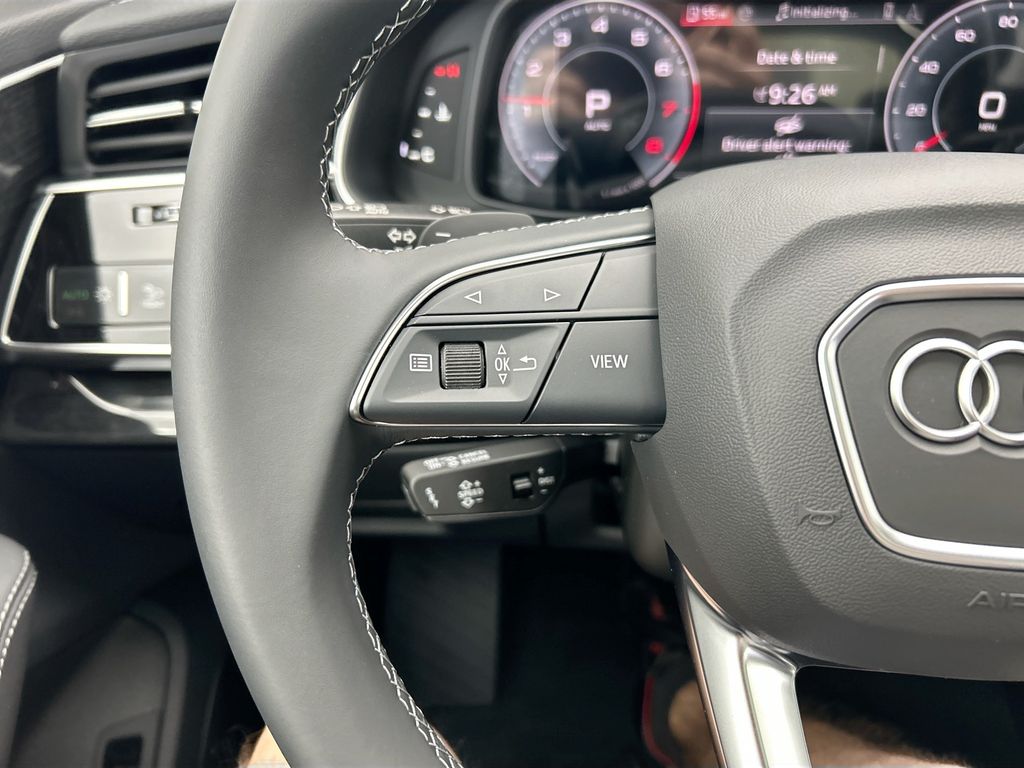 Thumbnail: 2026 Audi Q7 - 12