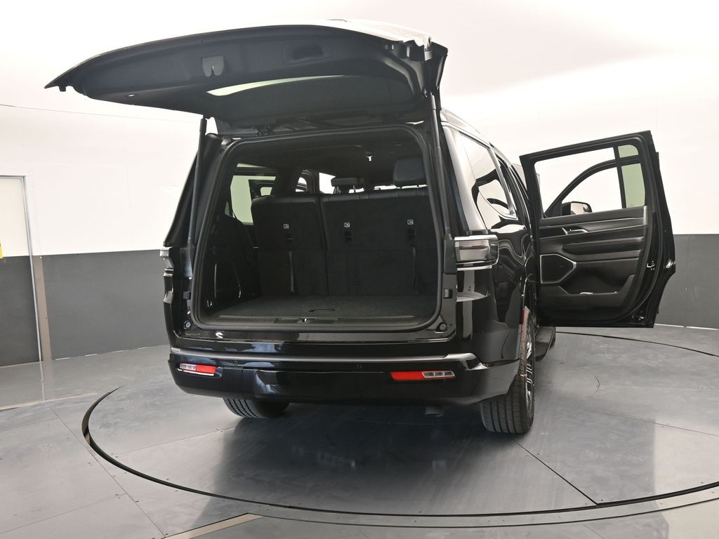 New 2026 High Gloss Black Jeep  image 38