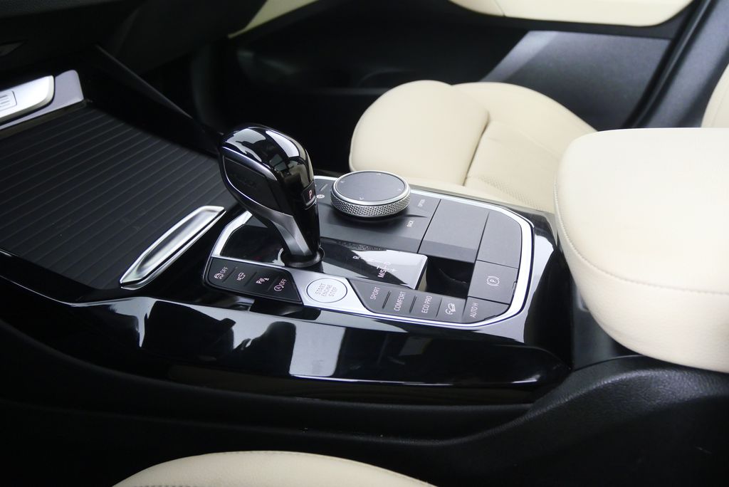 Thumbnail: 2024 BMW X3 - 28