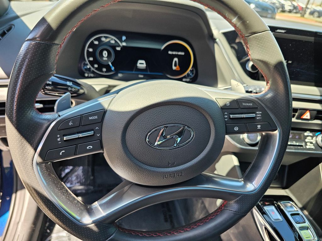 Certified Used 2022 Blue Hyundai SEL Plus image 27