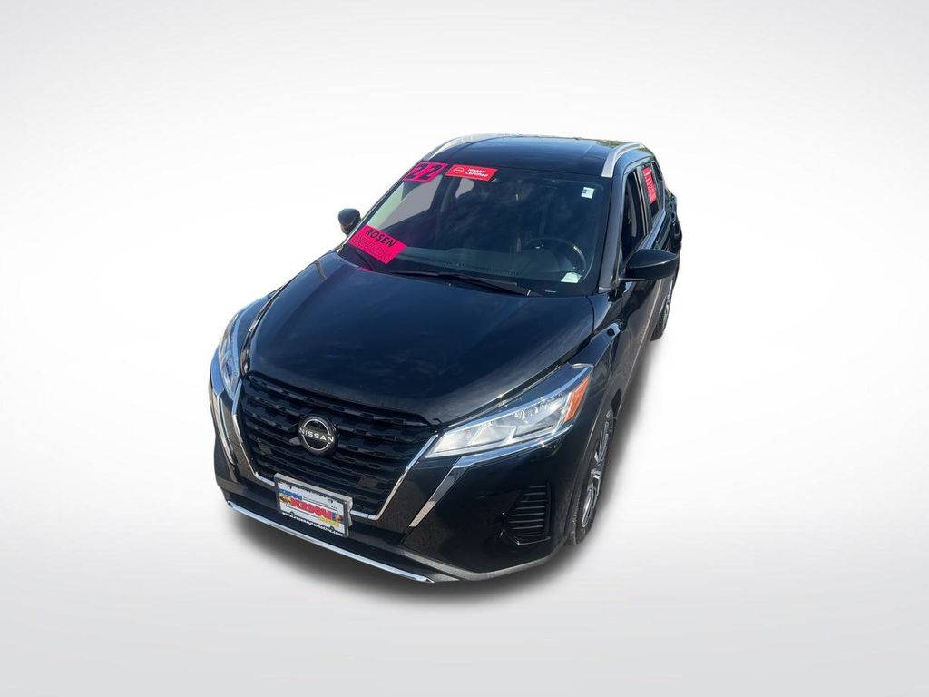 2022 Nissan Kicks SV photo