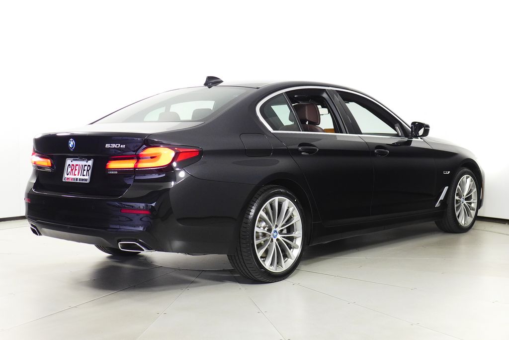 Thumbnail: 2023 BMW 5 Series - 7