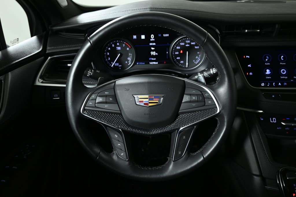 Thumbnail: 2024 Cadillac XT5 - 18