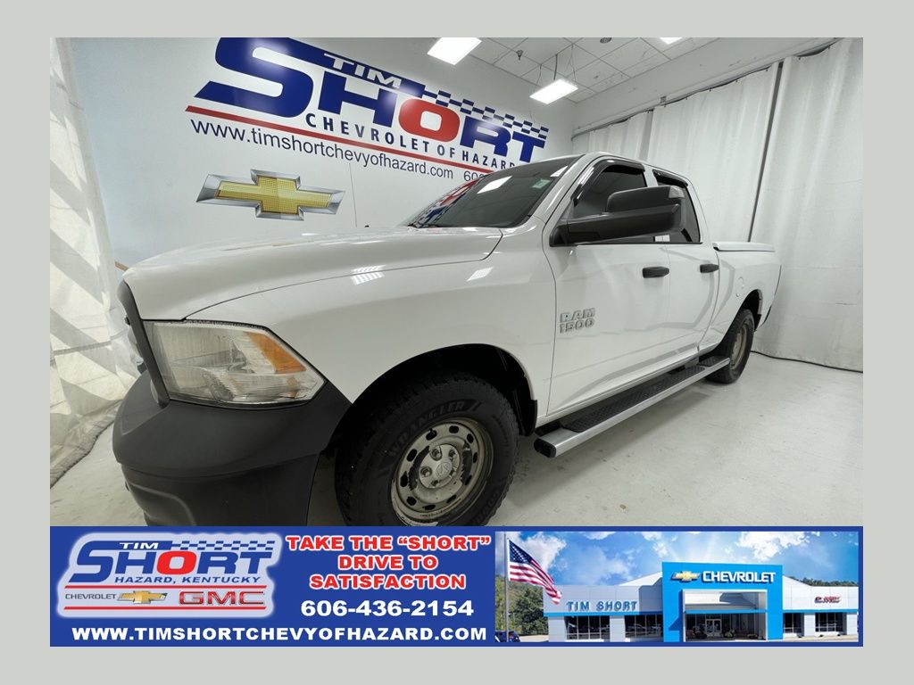 Bright White Clearcoat 2015 RAM 1500 Pickup Truck Four-Wheel Drive 8-Speed Automatic