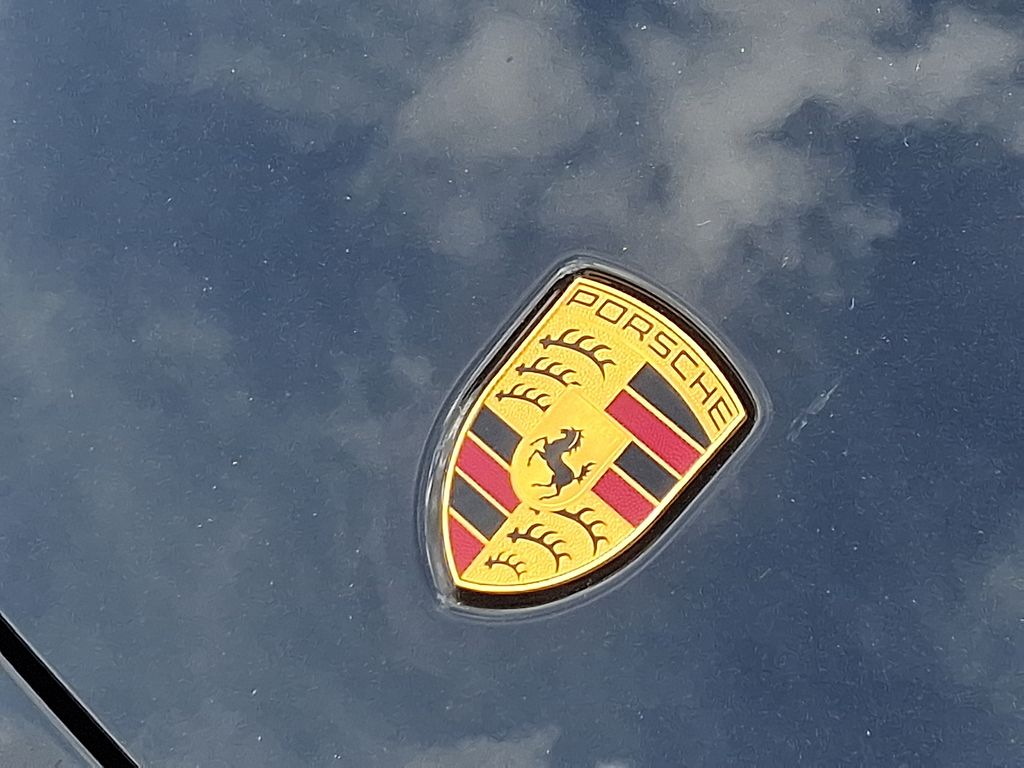 Thumbnail: 2023 Porsche 911 - 30