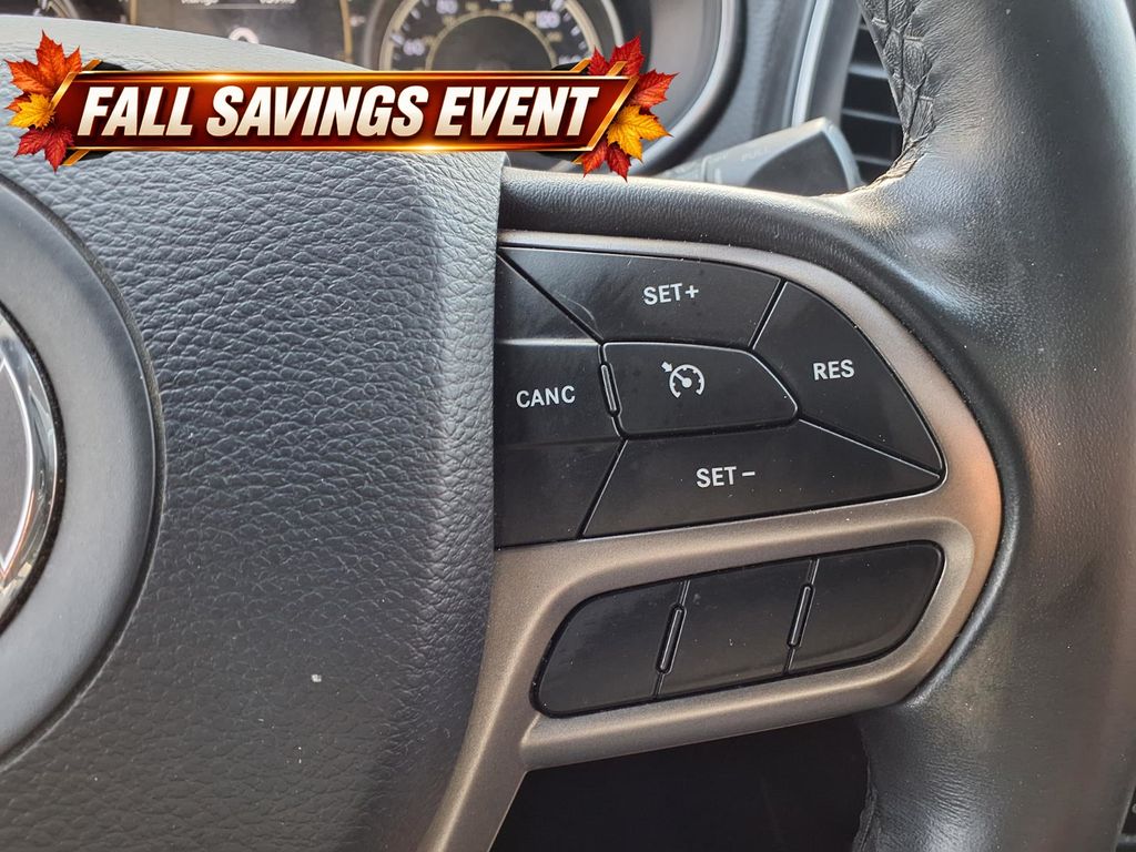 2019 Jeep Cherokee Latitude Plus Gray at Cook Ford