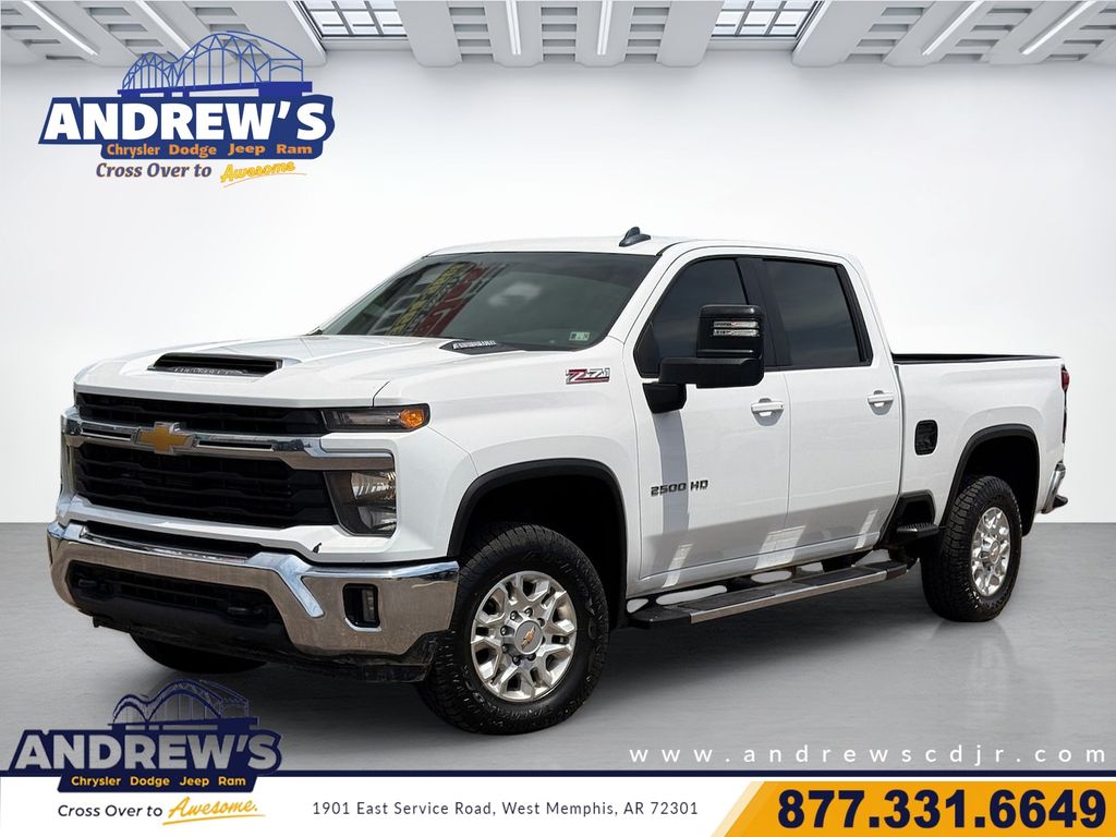 Summit White 2024 Chevrolet Silverado 2500HD LT Crew Cab 4WD Pickup Truck Four-Wheel Drive Automatic
