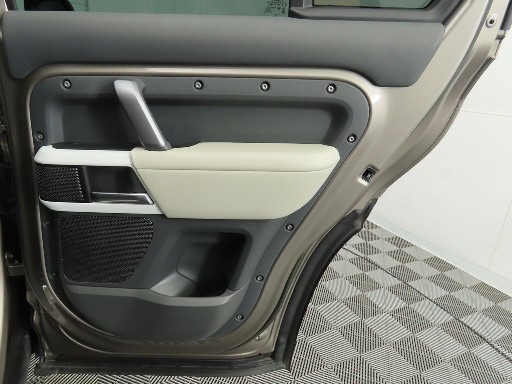 Thumbnail: 2023 Land Rover Defender - 27