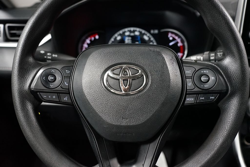 Thumbnail: 2024 Toyota RAV4 - 12