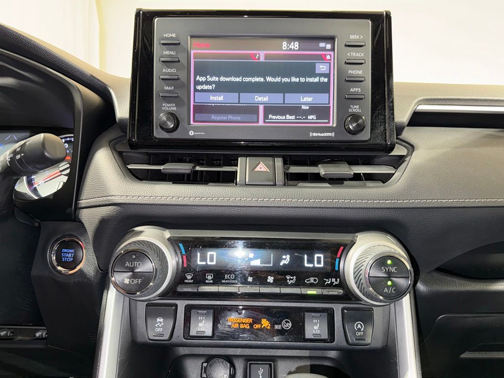Thumbnail: 2020 Toyota RAV4 - 28