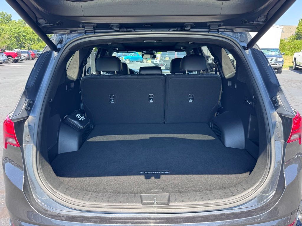 HyundaiSanta Fe41