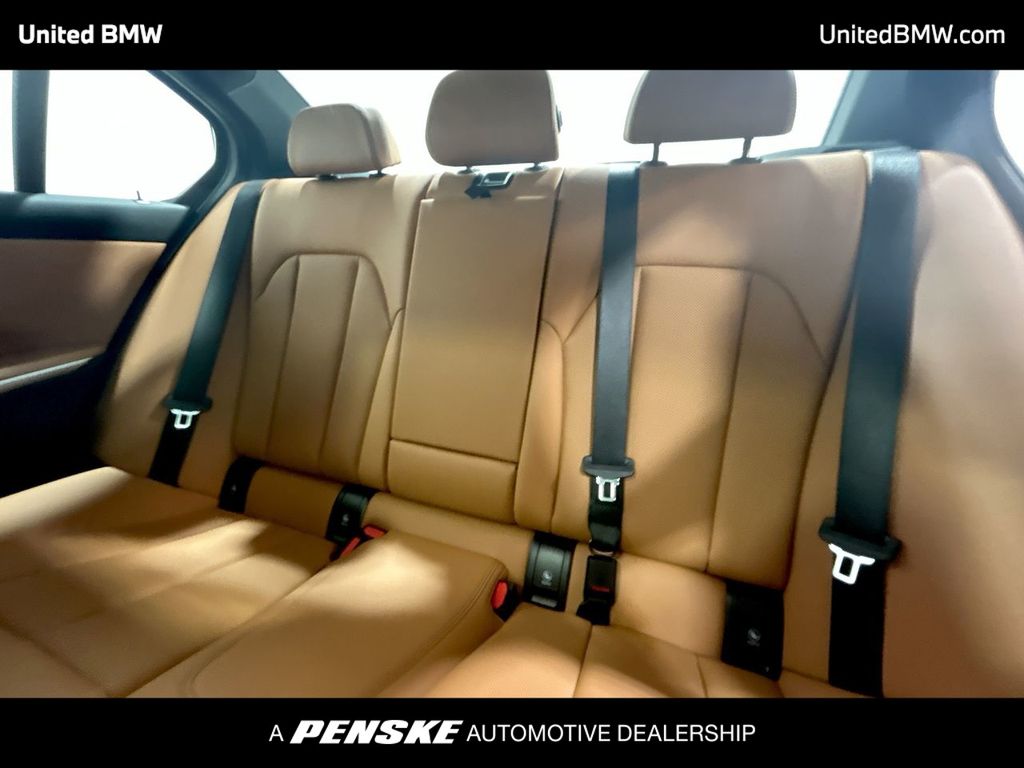 2025 BMW 3 Series 330i 21
