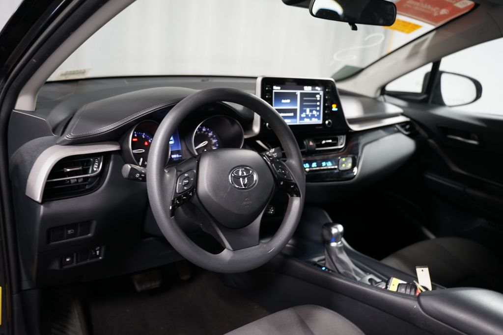 Thumbnail: 2020 Toyota C-HR - 7