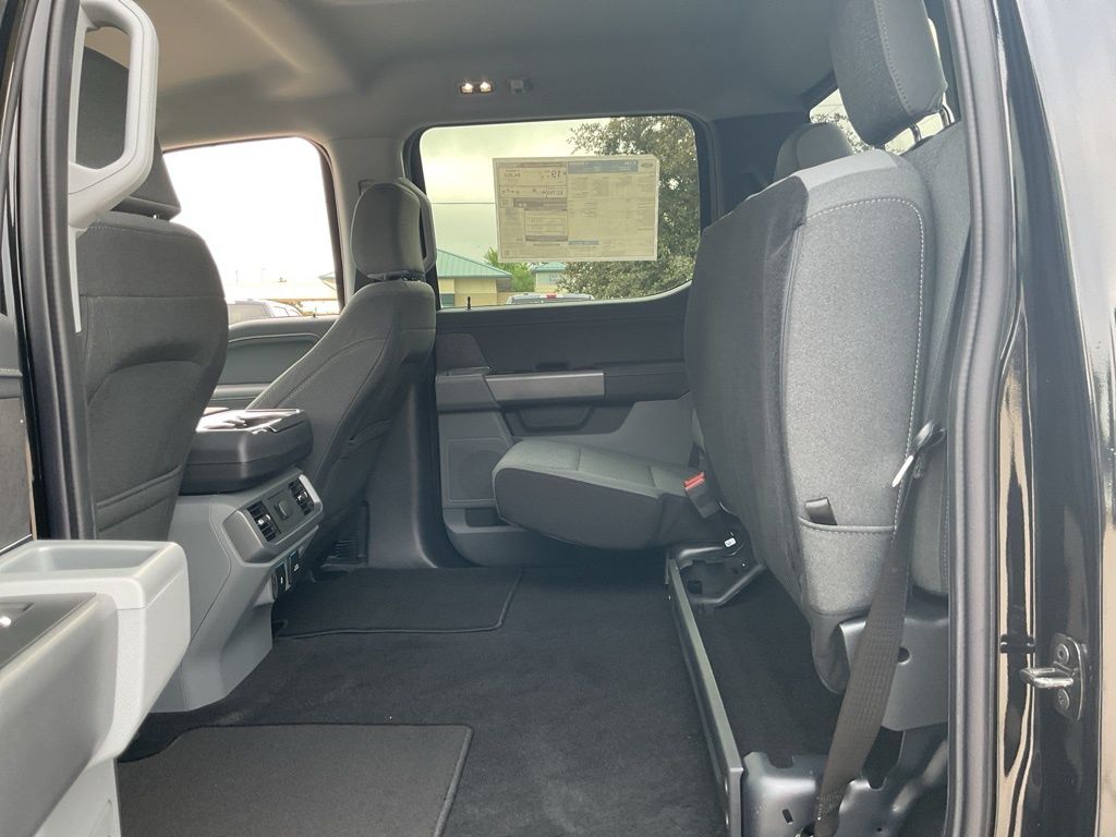 New 2025 Black Ford XLT image 20