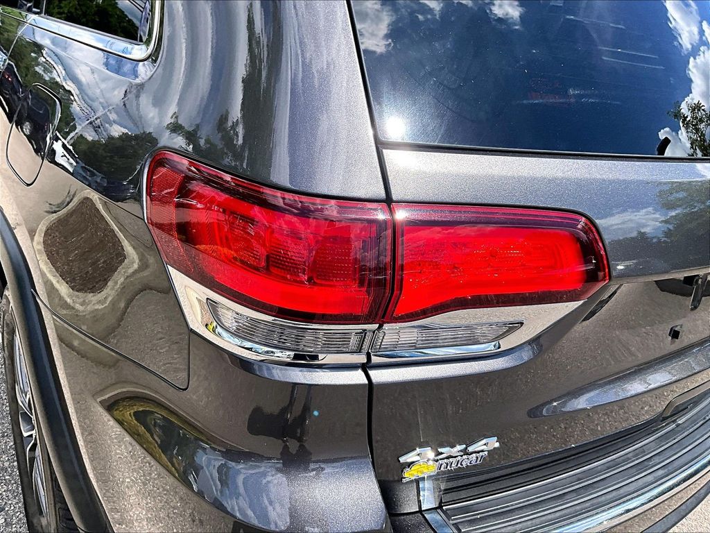 2021 Jeep Grand Cherokee — photo 33