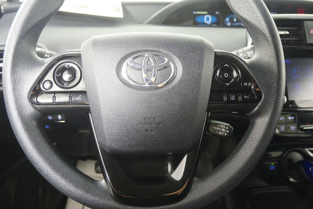Thumbnail: 2022 Toyota Prius - 20