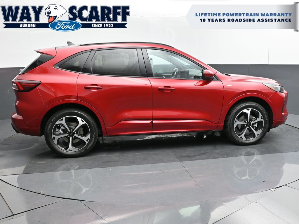 2025 Ford Escape ST-Line Elite