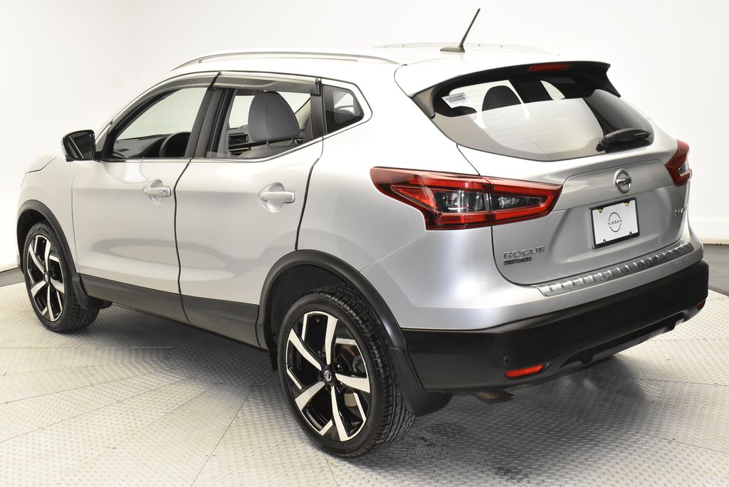 2020 Nissan Rogue Sport SL 7