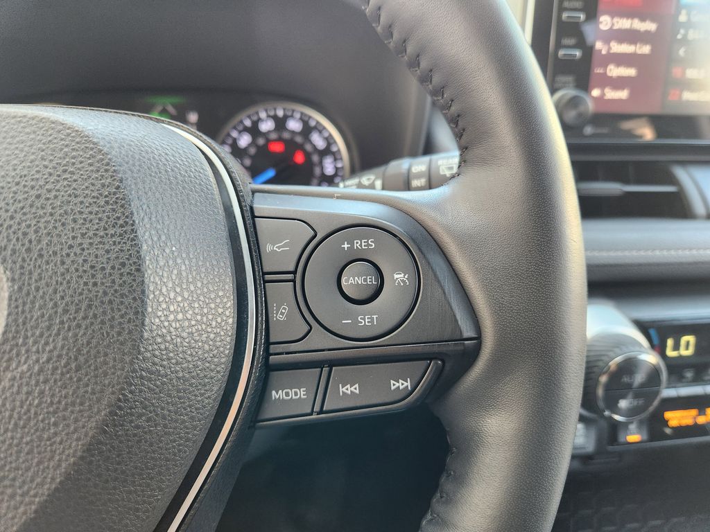 2020 Toyota RAV4 Hybrid XLE White at Community Toyota