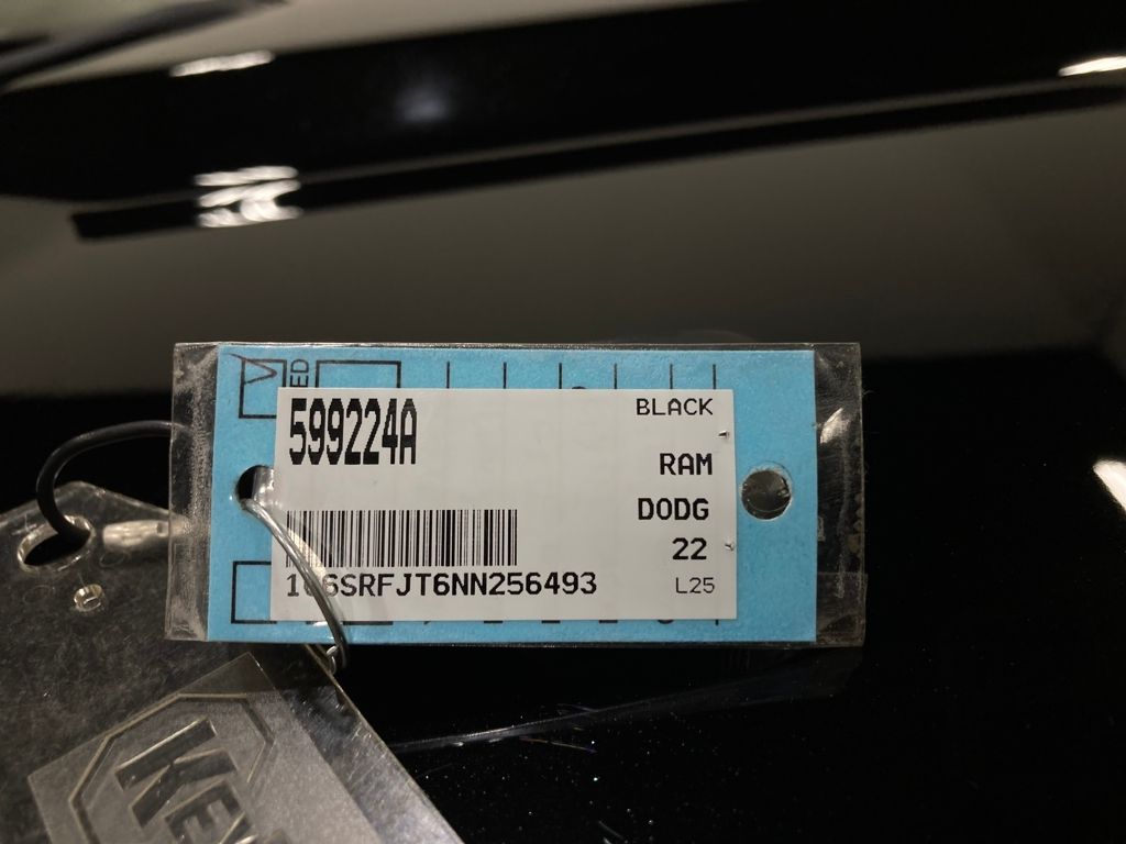 2022 Ram 1500 Laramie Crew Cab 4x4 5'7" Box