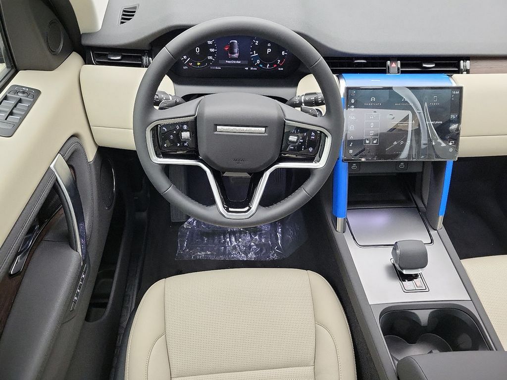 2024 Land Rover Discovery Sport S 7