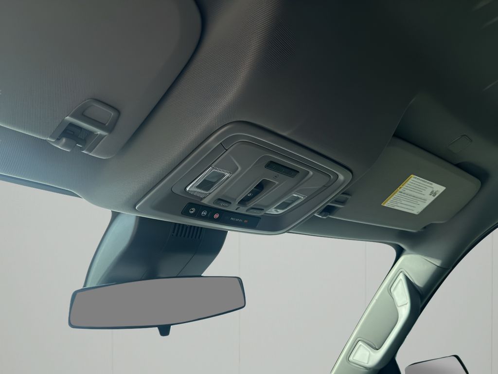 New 2026 White GMC Elevation image 37