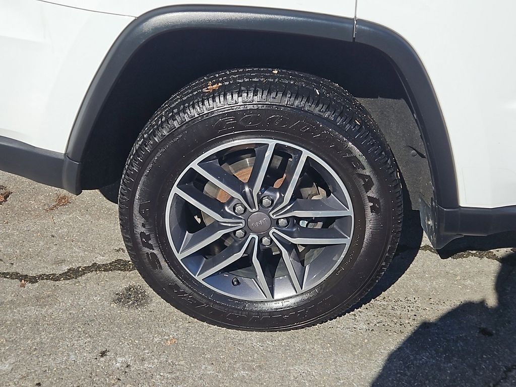 2019 Jeep Grand Cherokee Limited photo