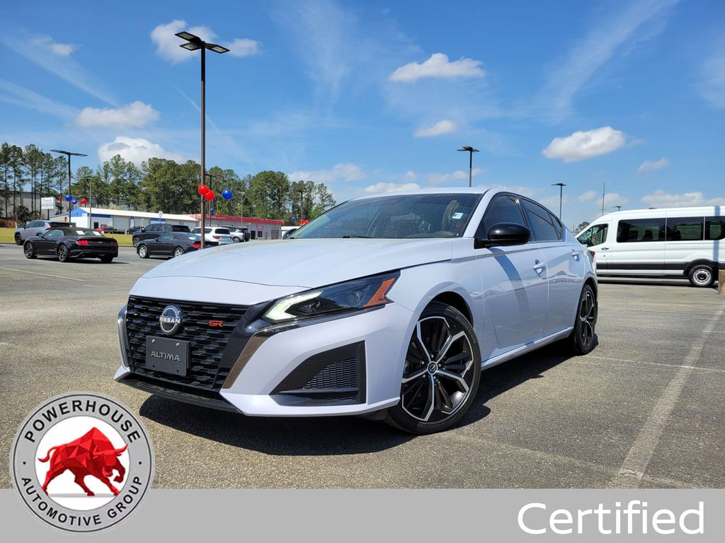 2023 Nissan Altima 2.5 SR FWD